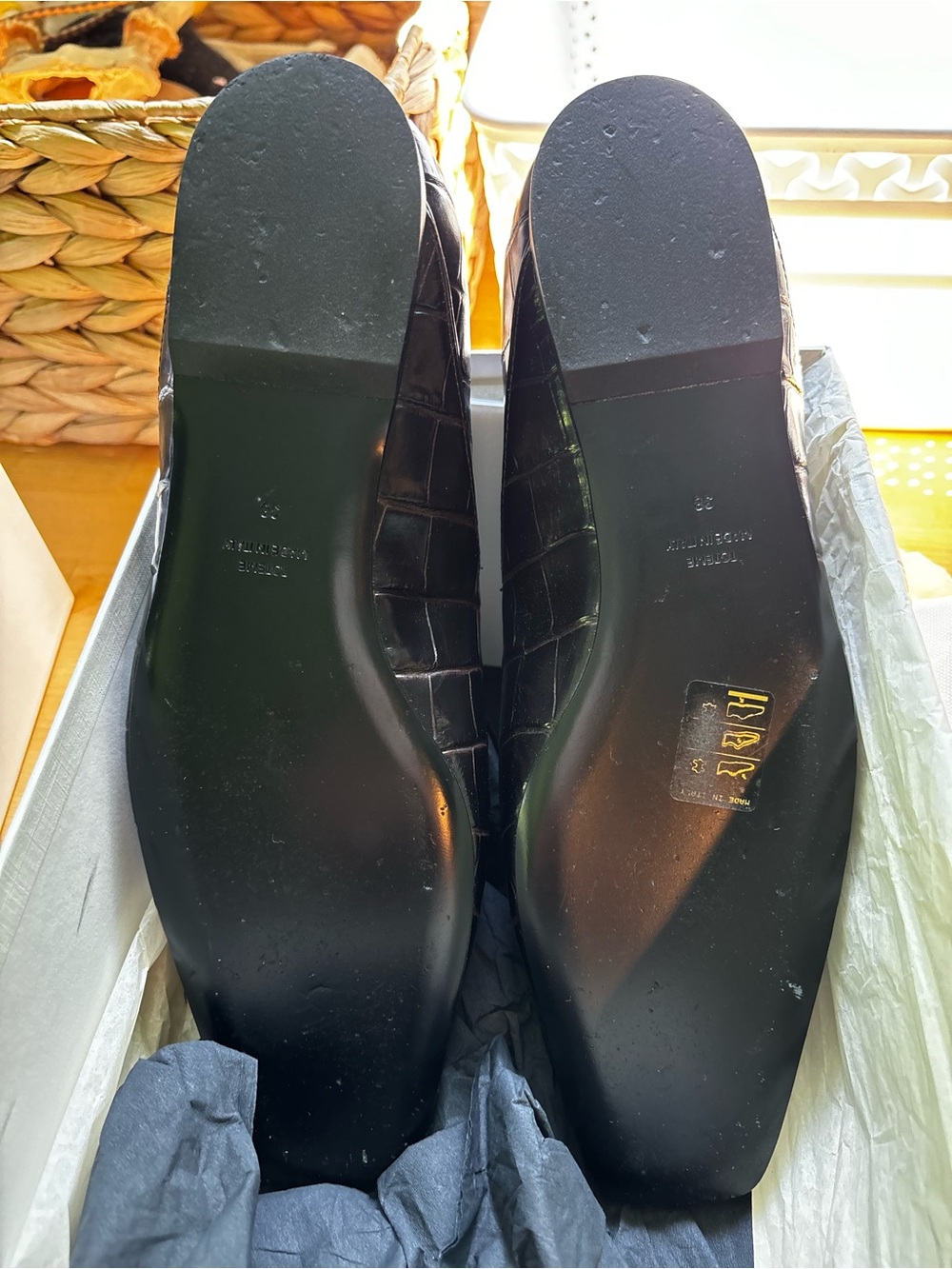NIB TOTEME Croc Embossed Leather Ballet Flats Black EU 38 / US 7.5-8 - Picture 7 of 7